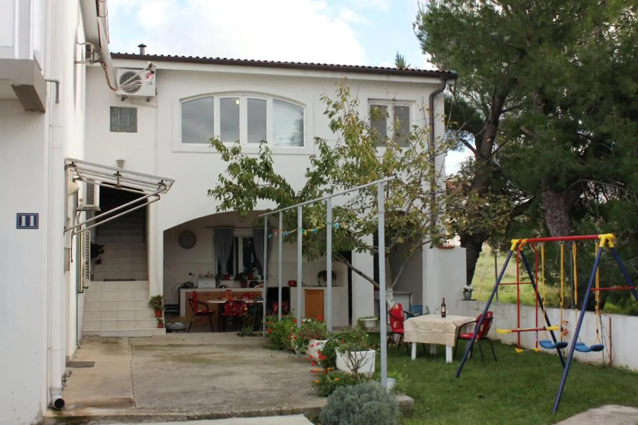 Apartments With A Parking Space Nin, Zadar - 5929  Nin