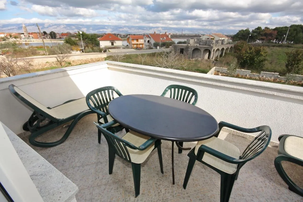 Apartments With A Parking Space Nin, Zadar - 5929 Croatia
